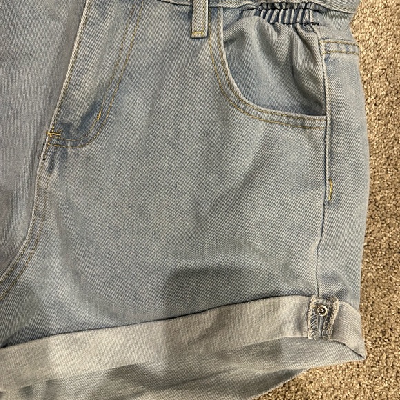 Zaful Women’s Jean Shorts size S - Picture 3 of 6